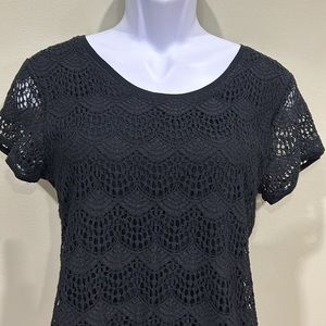 NWT Verve Ami Black Crochet Lace Overlay Short Sleeve Blouse w/ Back Zipper Sz L